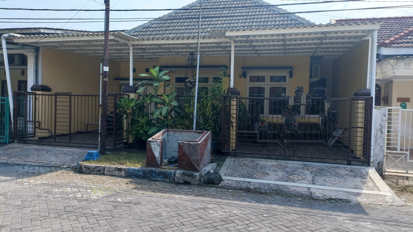 1549. Dijual Rumah Cluster Jeruk , Pondok Tjandra Waru Sidoarjo