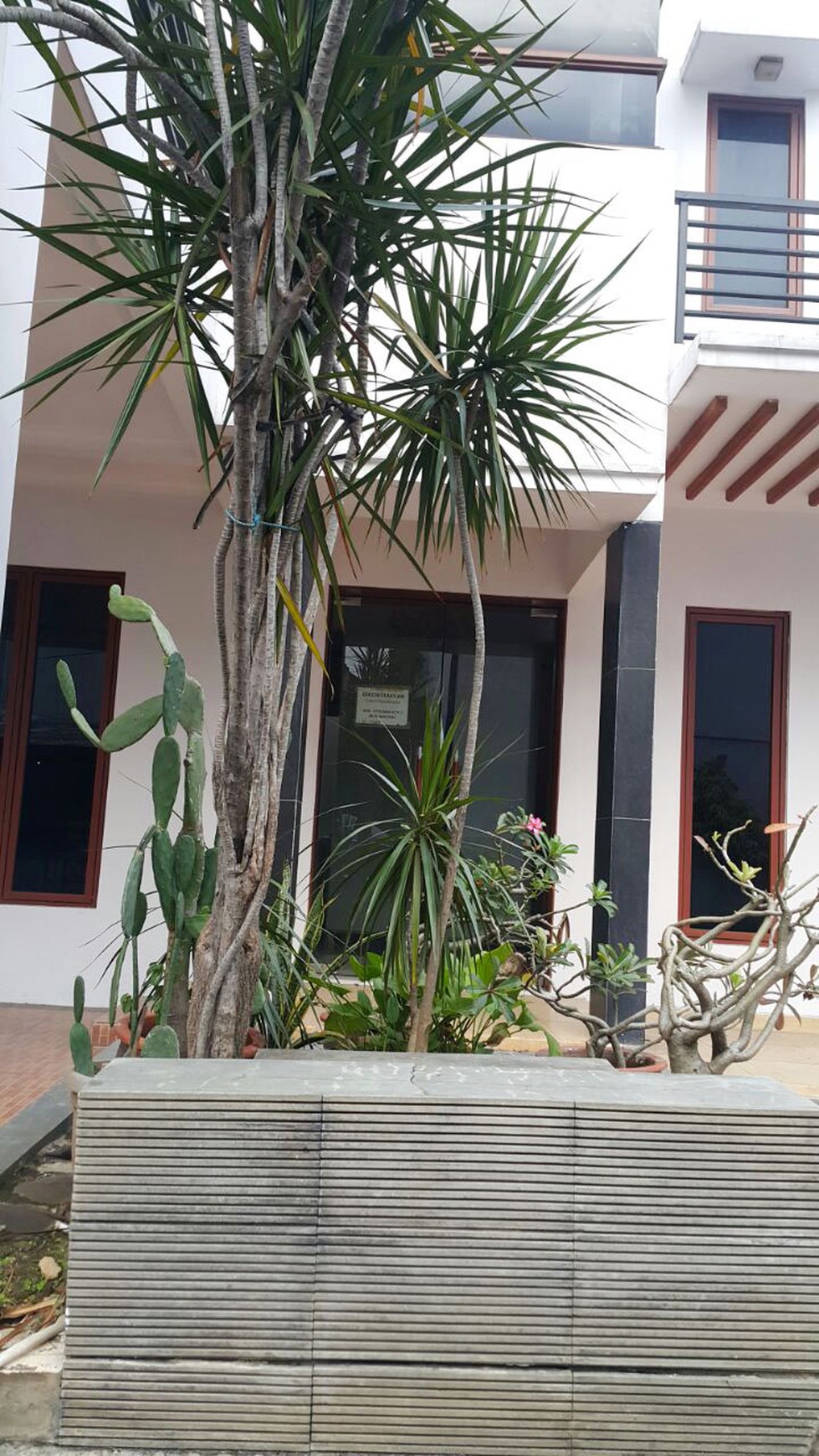 Dijual Rumah Mewah Elegan di Bintaro, Tangerang