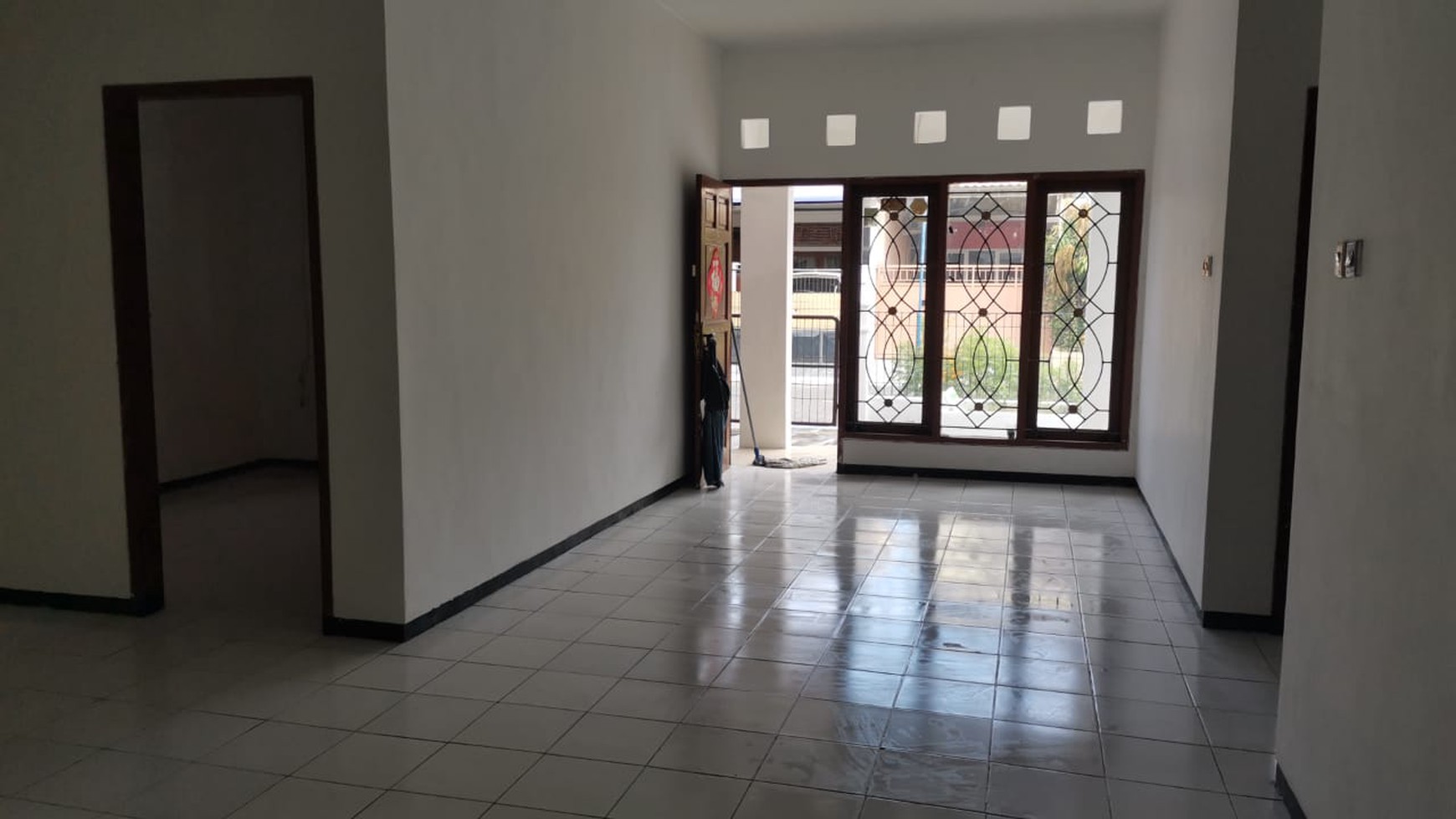 1553. Dijual Rumah Citra Alamanda, Citra Tropodo Waru Sidoarjo 