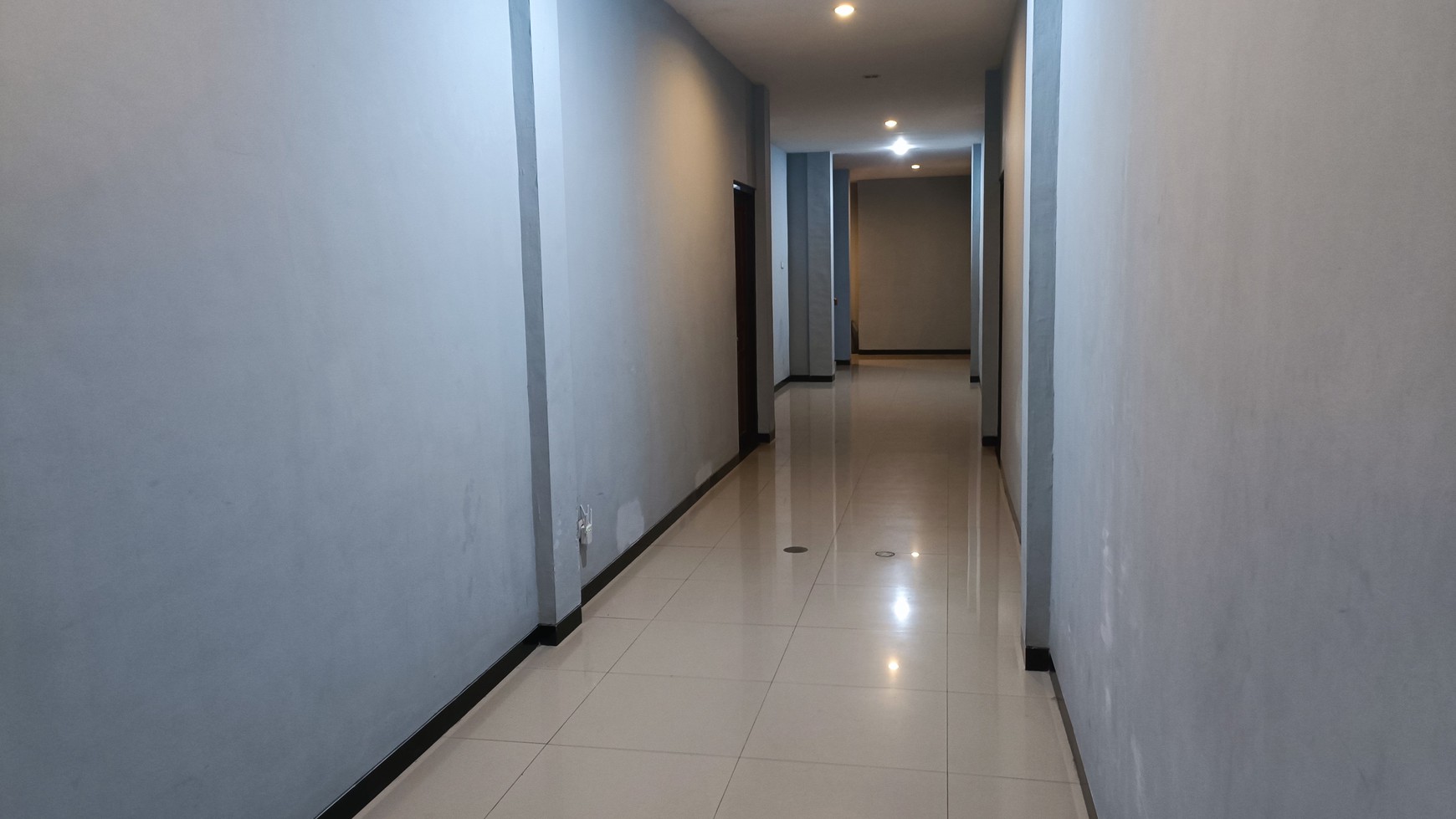 1555. Dijual masih aktif Hotel, Cafe & Indomaret Raya Sedati Gede, Sedati Sidoarjo 