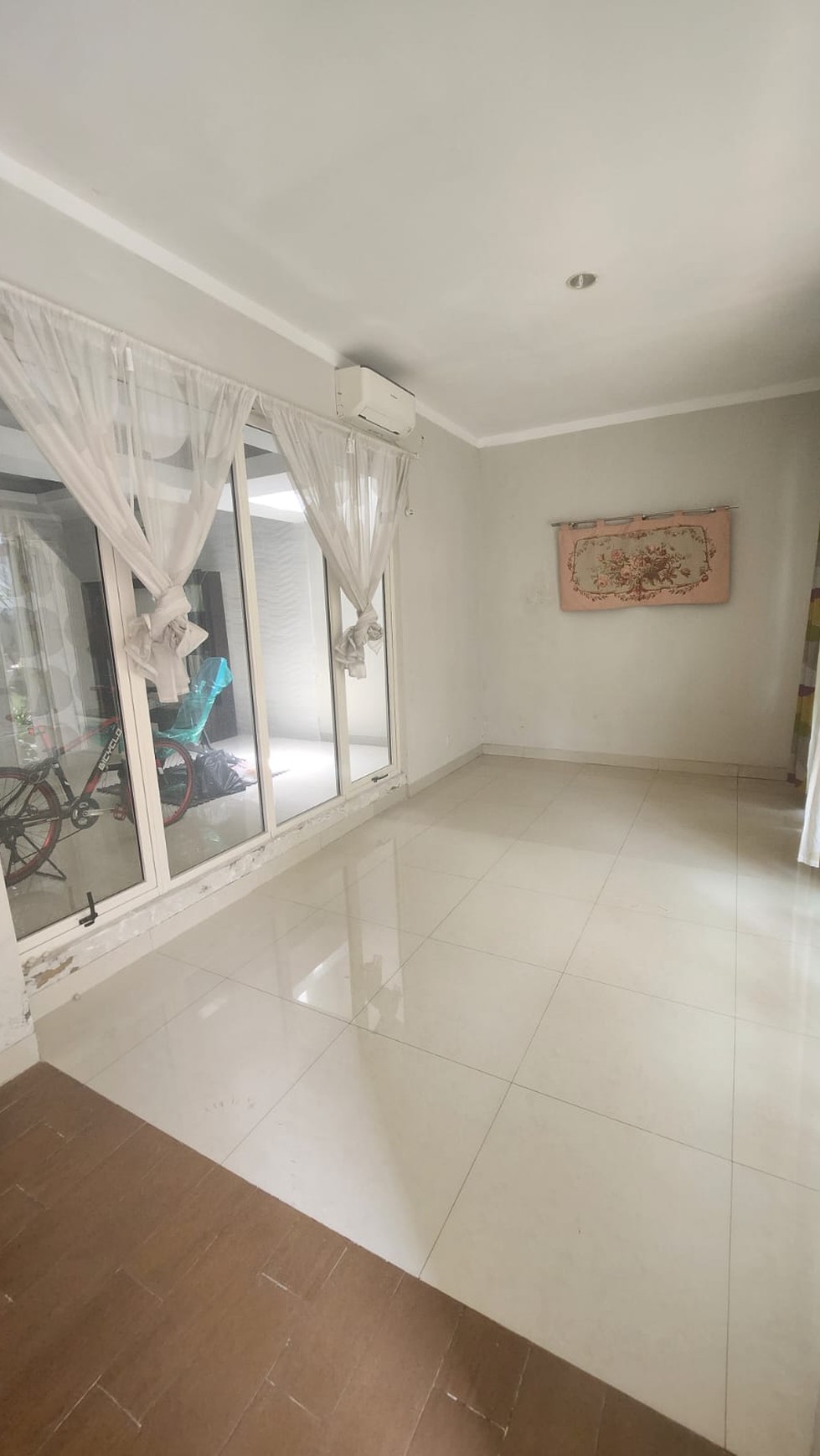 Dijual SEGERA Rumah Bagus Di Kebayoran Garden Bintaro Jaya Sektor 7, Tangerang Selatan