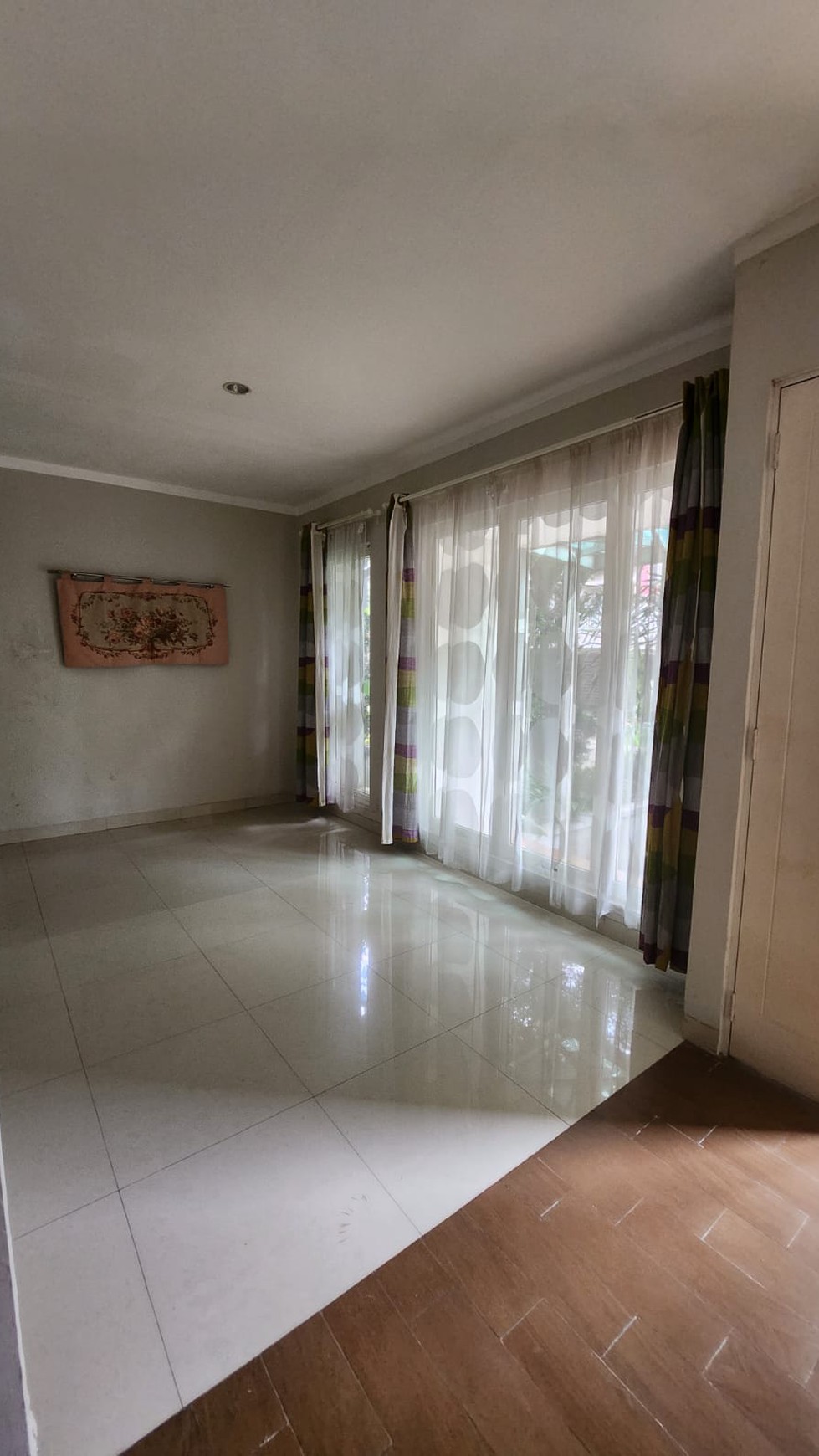 Dijual SEGERA Rumah Bagus Di Kebayoran Garden Bintaro Jaya Sektor 7, Tangerang Selatan