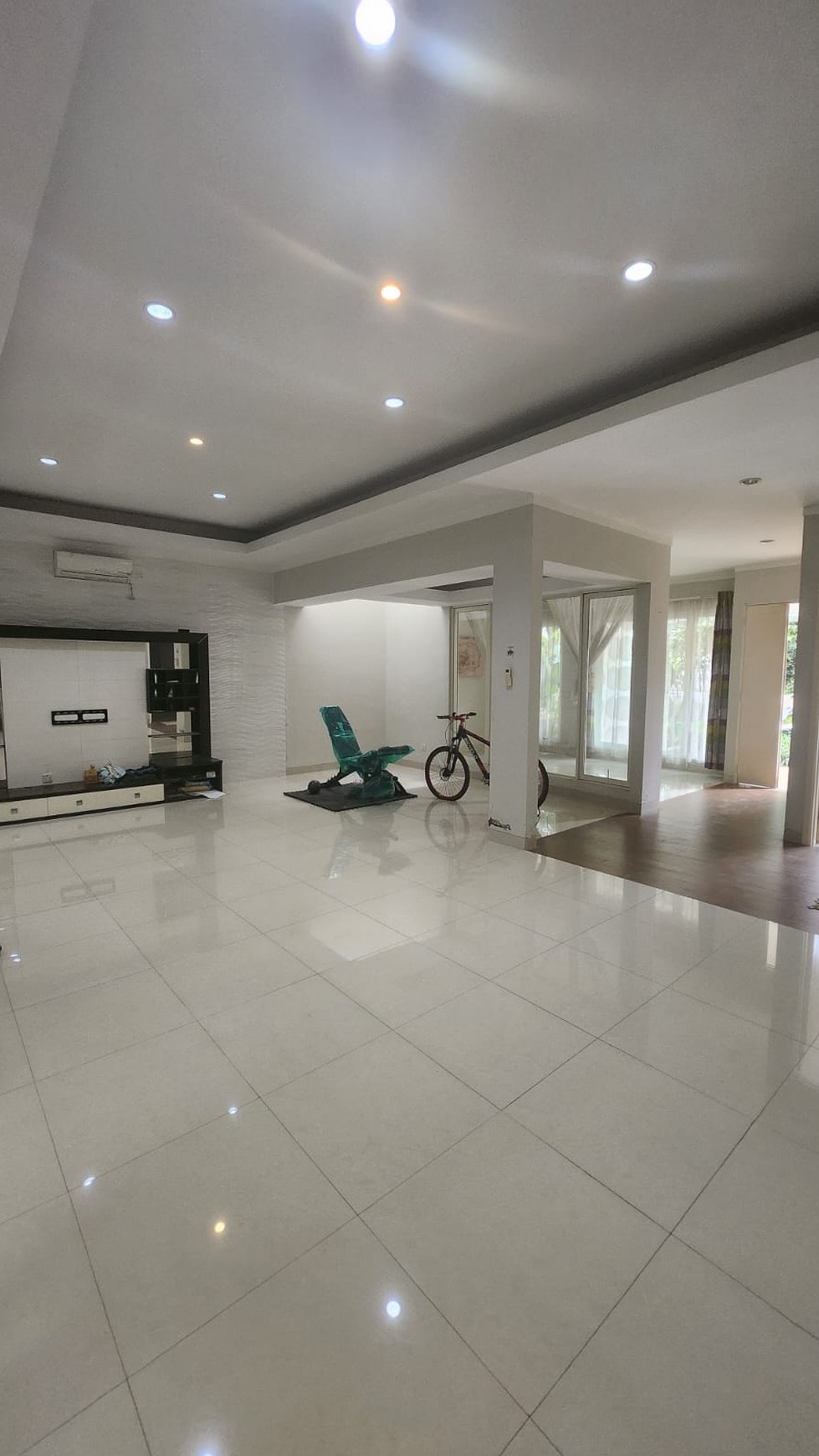 Dijual SEGERA Rumah Bagus Di Kebayoran Garden Bintaro Jaya Sektor 7, Tangerang Selatan