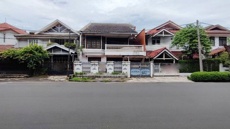 Dijual SEGERA Rumah Bagus Di Jl Murai Raya, Bintaro Jaya Sektor 1, Tangerang Selatan