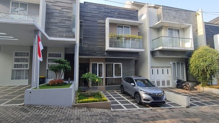 Rumah Minimalis Asri di Komplek Setra Glory, Bandung