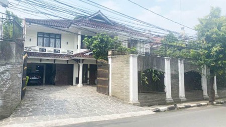 Rumah Jl Pelita Abdul Majid, Cipete Luas 722m2