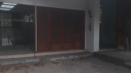 Disewakan rumah lokasi Kebayoran Baru, Jalan Cisanggiri