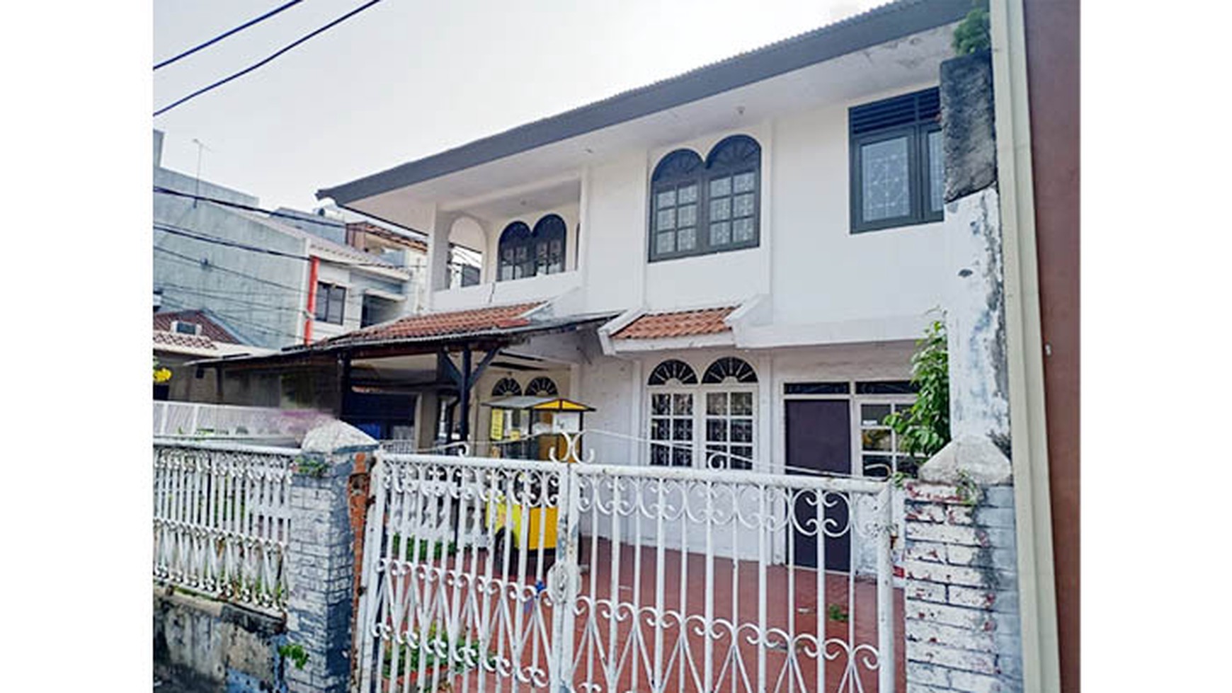 Rumah Hoek Kelapa Molek, Kelapa Gading Luas 204m2