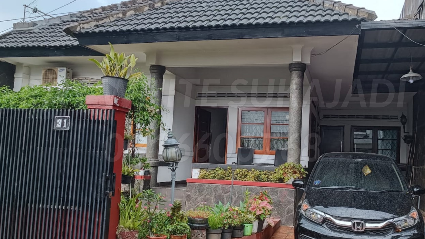 Dijual Rumah Tinggal Nyaman, Asri, Pusat kota Sayap Gatsu/Malabar