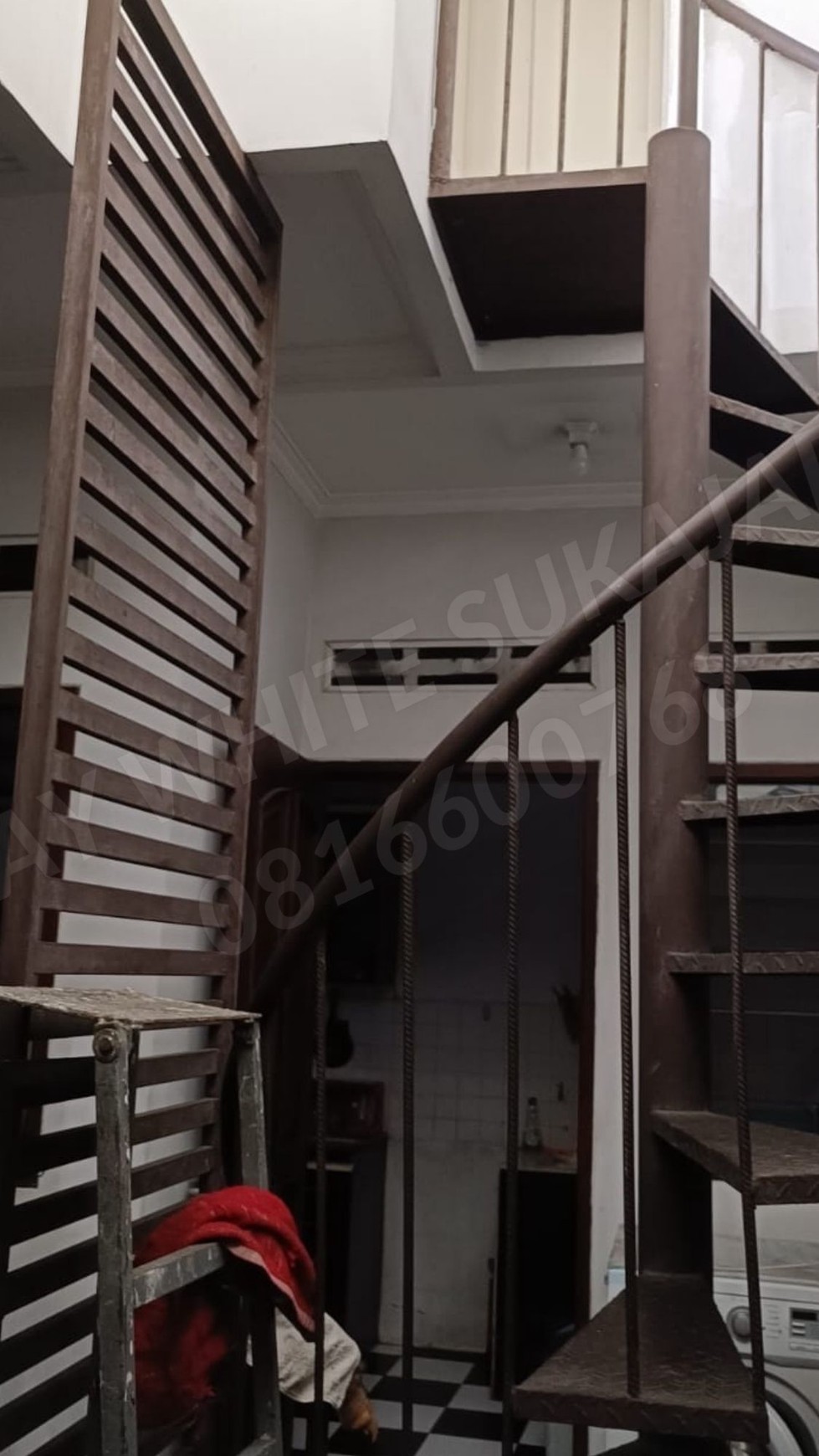 Dijual Rumah Tinggal Nyaman, Asri, Pusat kota Sayap Gatsu/Malabar