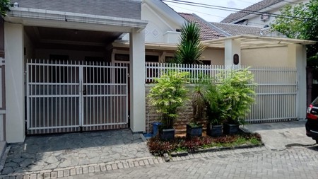 1559. Dijual Rumah Perum Puri Indah Sidoarjo