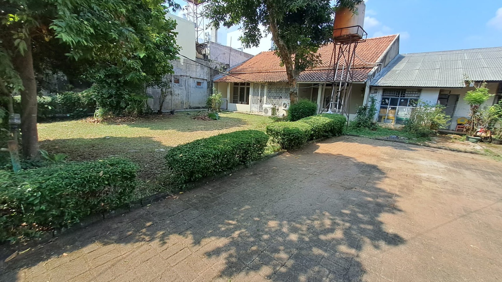 Rumah Siap Huni Strategis dan Terdapat Kos-kosan @Cipete, Jakarta Selatan