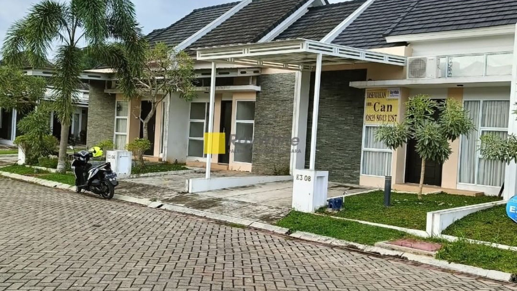 DISEWAKAN RUMAH Semi furnished 