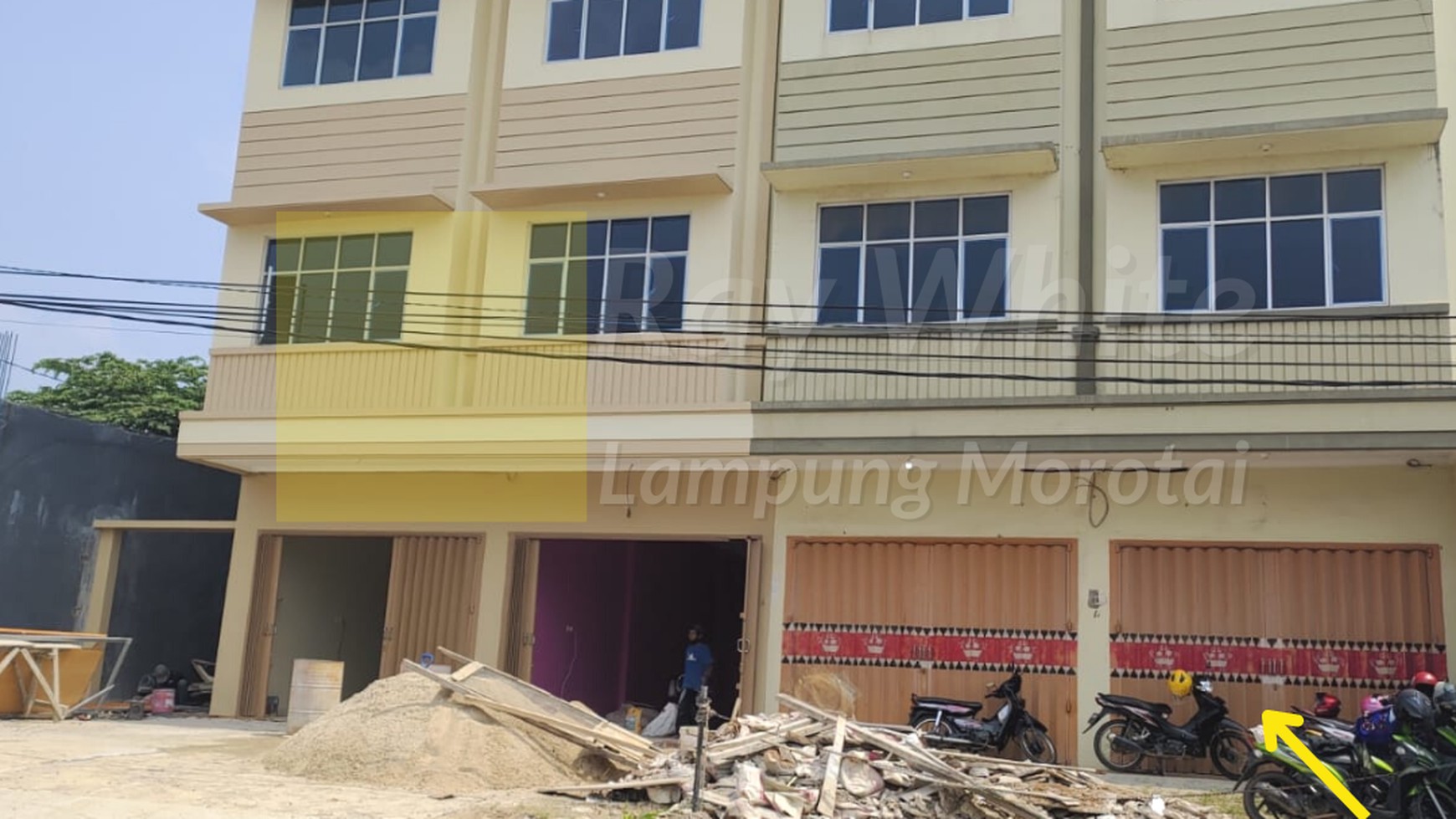 Jual Ruko 2 Pintu 3 lantai di Untung Suropati