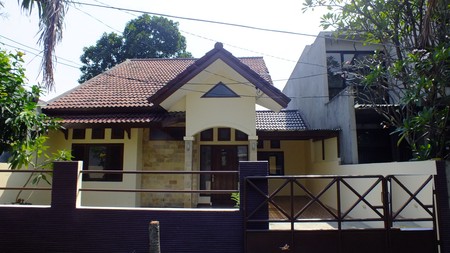 Rumah Bagus Di Rempoa Jakarta Selatan