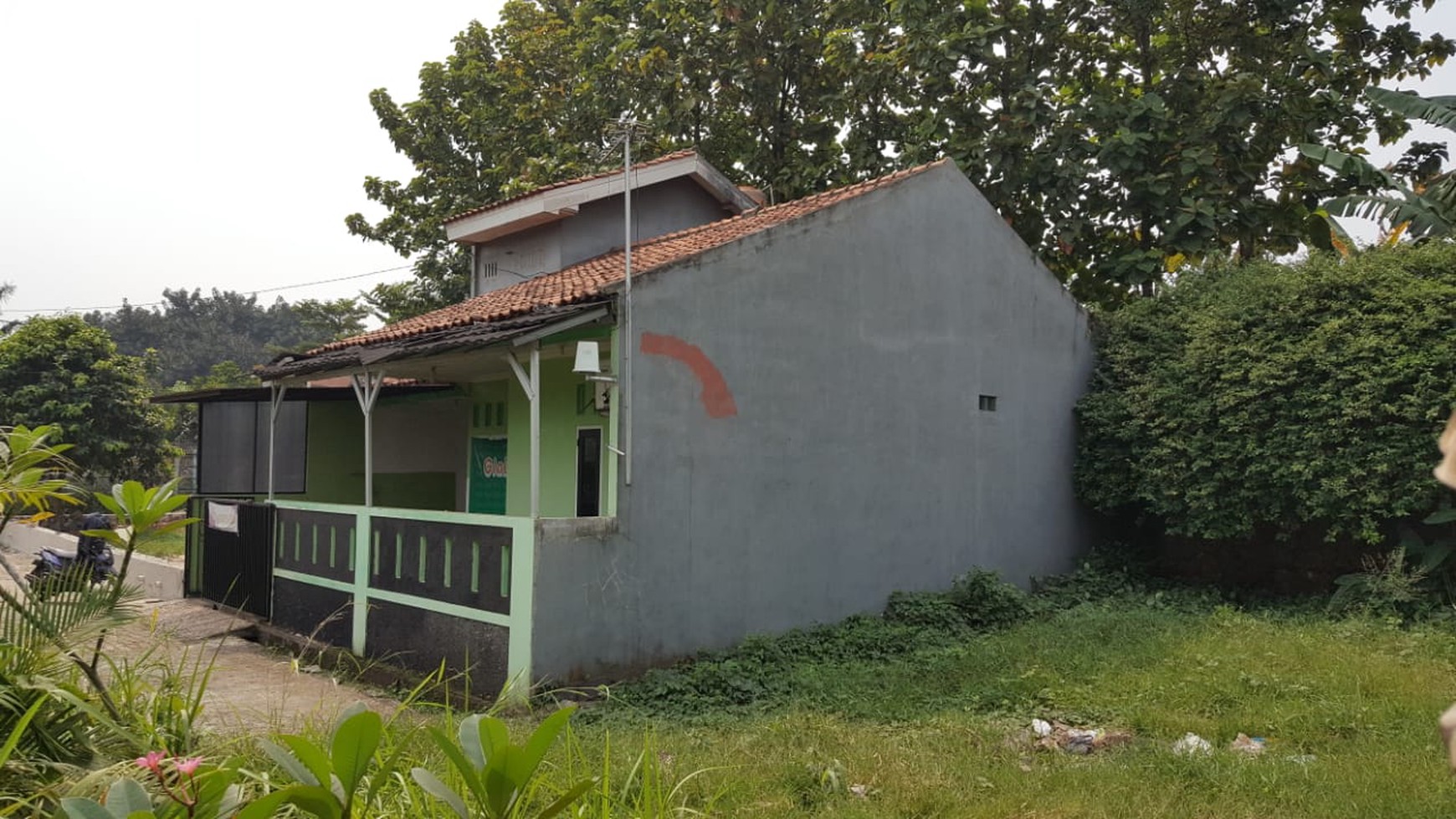 Rumah Murah dan Nyaman dan Siap Huni di Kawasan Graha Raya, Bintaro