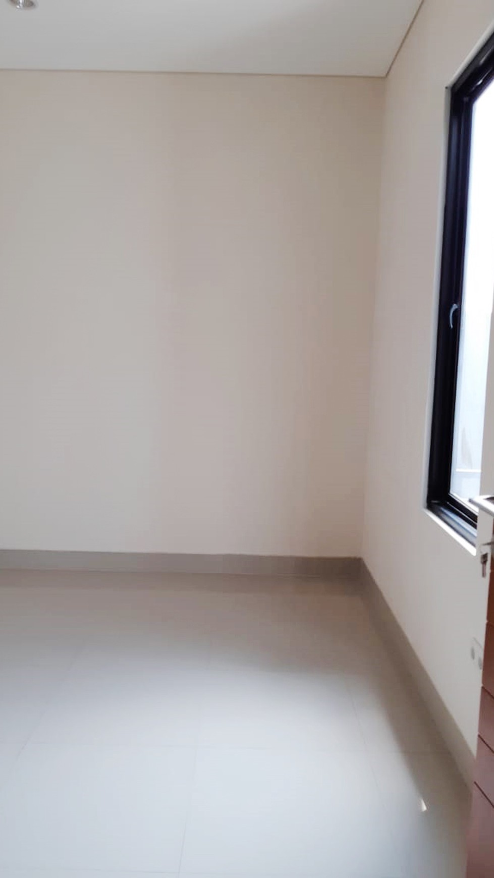 Rumah Nyaman dan Siap Huni di Kawasan Cluster Bintaro Mansion