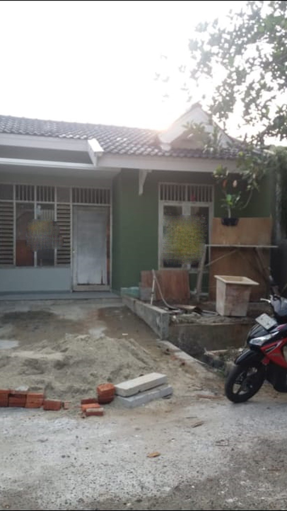 Ruma Murah Di Jl Kiwi Graha Raya Bintaro