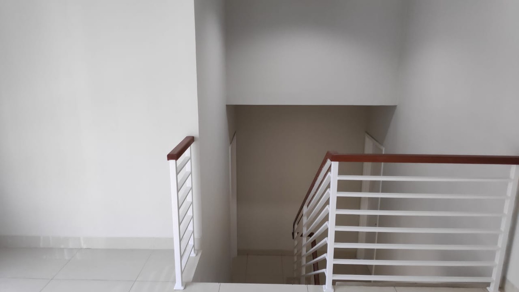 Rumah Bagus Siap Huni di Cluster Kebayoran Garden, Bintaro Jaya, Sektor 7