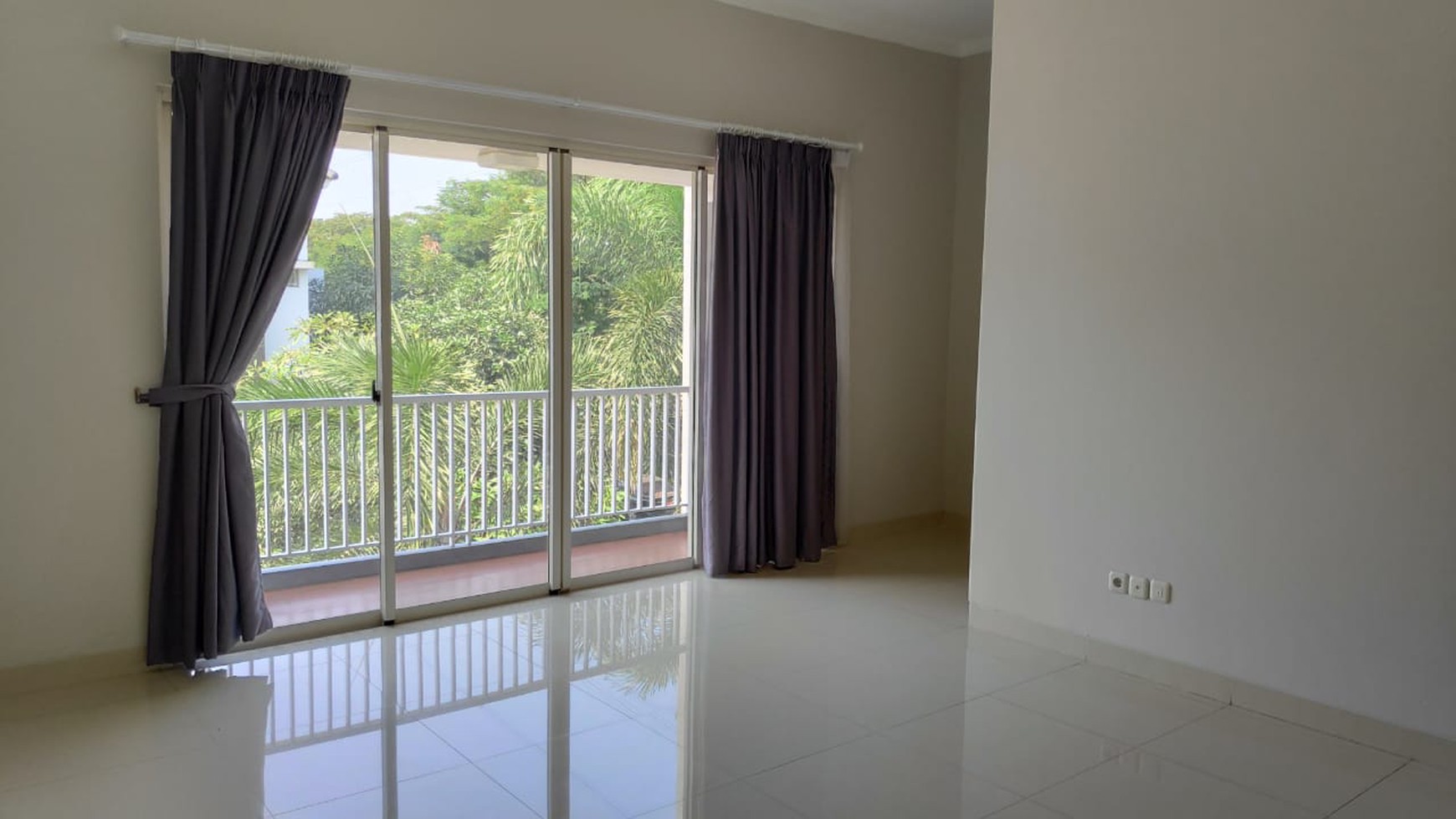 Rumah Bagus Siap Huni di Cluster Kebayoran Garden, Bintaro Jaya, Sektor 7