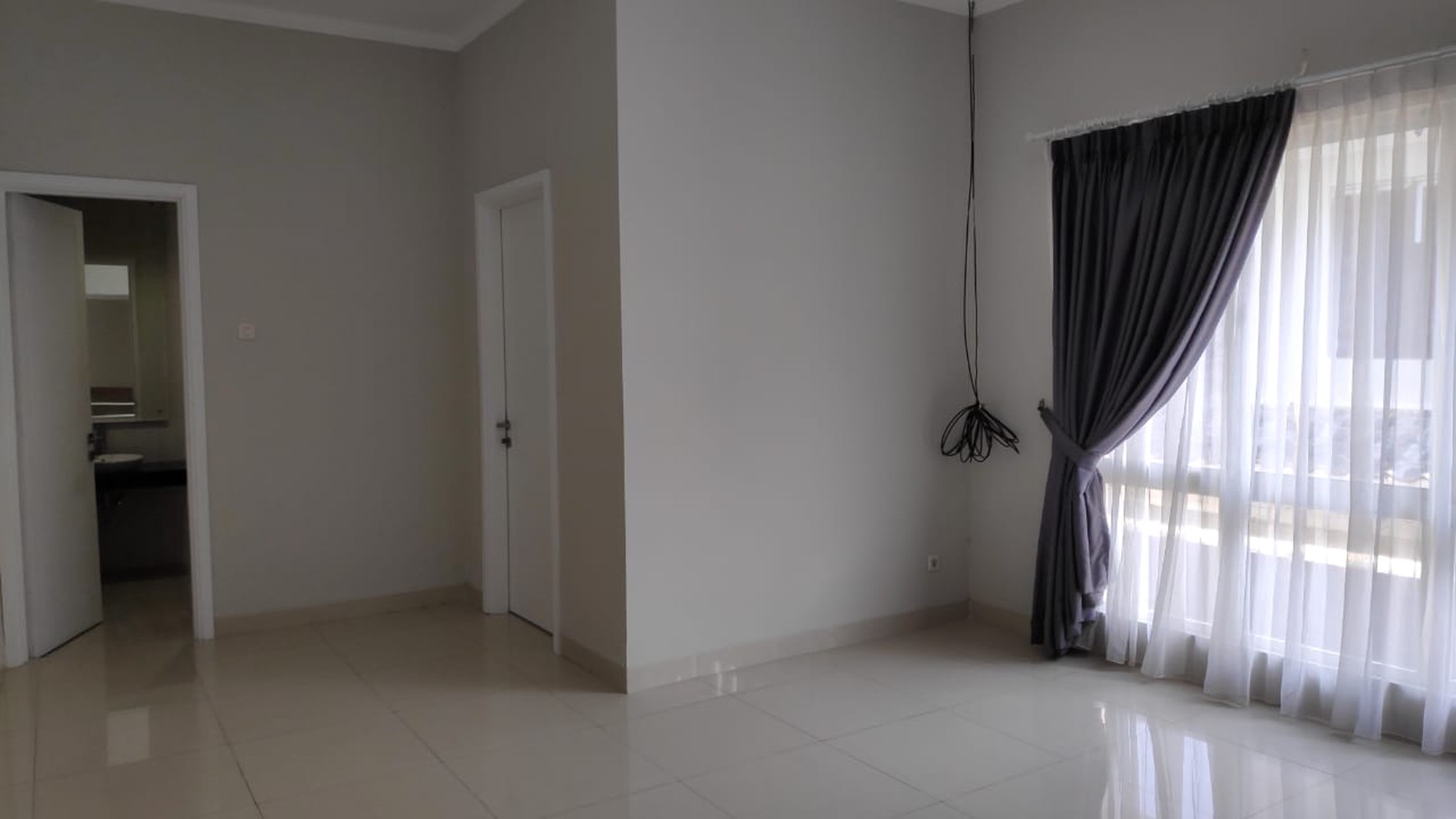 Rumah Bagus Siap Huni di Cluster Kebayoran Garden, Bintaro Jaya, Sektor 7