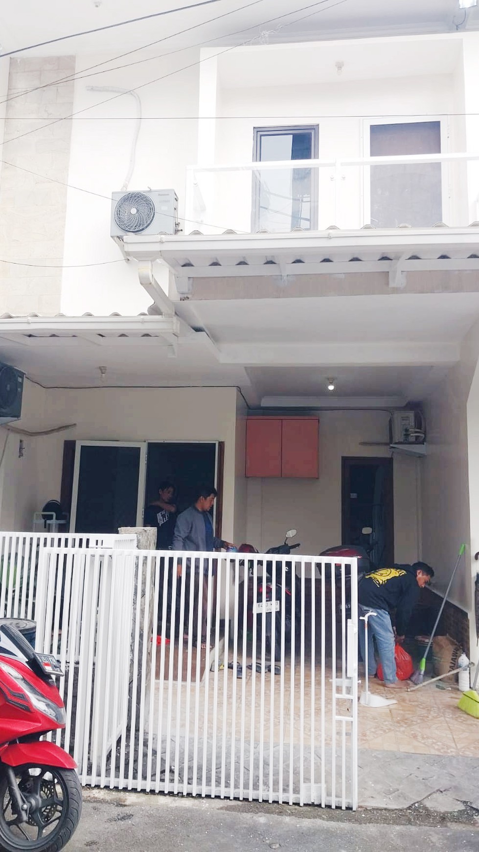 Rumah Bagus Di Kuricang Bintaro Jaya Sektor 3 Kota Tangerang Selatan