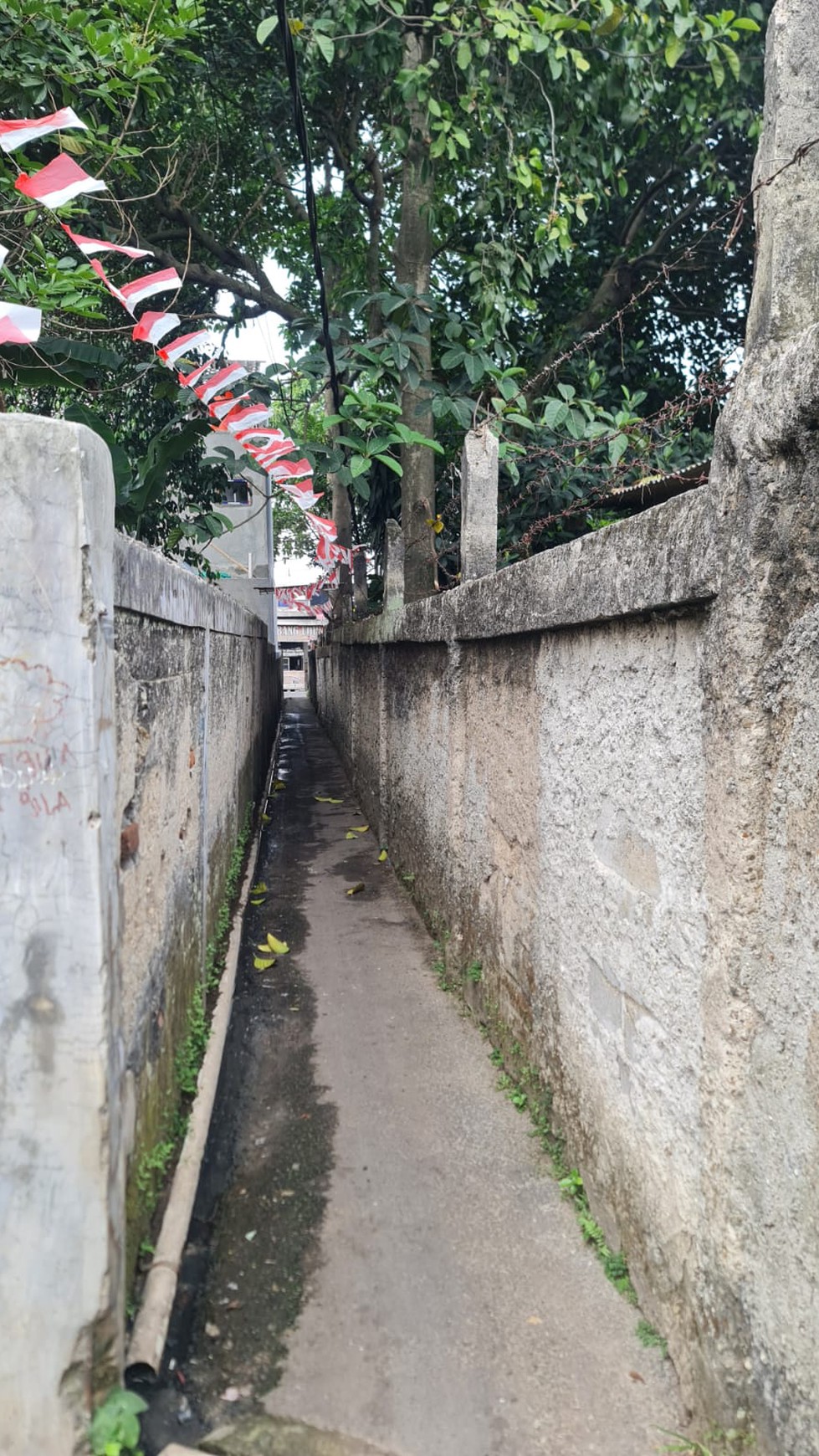 Rumah Kos-kosan Bagus Di Jl Kalimantan, Gg Sakinah Jombang Tangerang Selatan