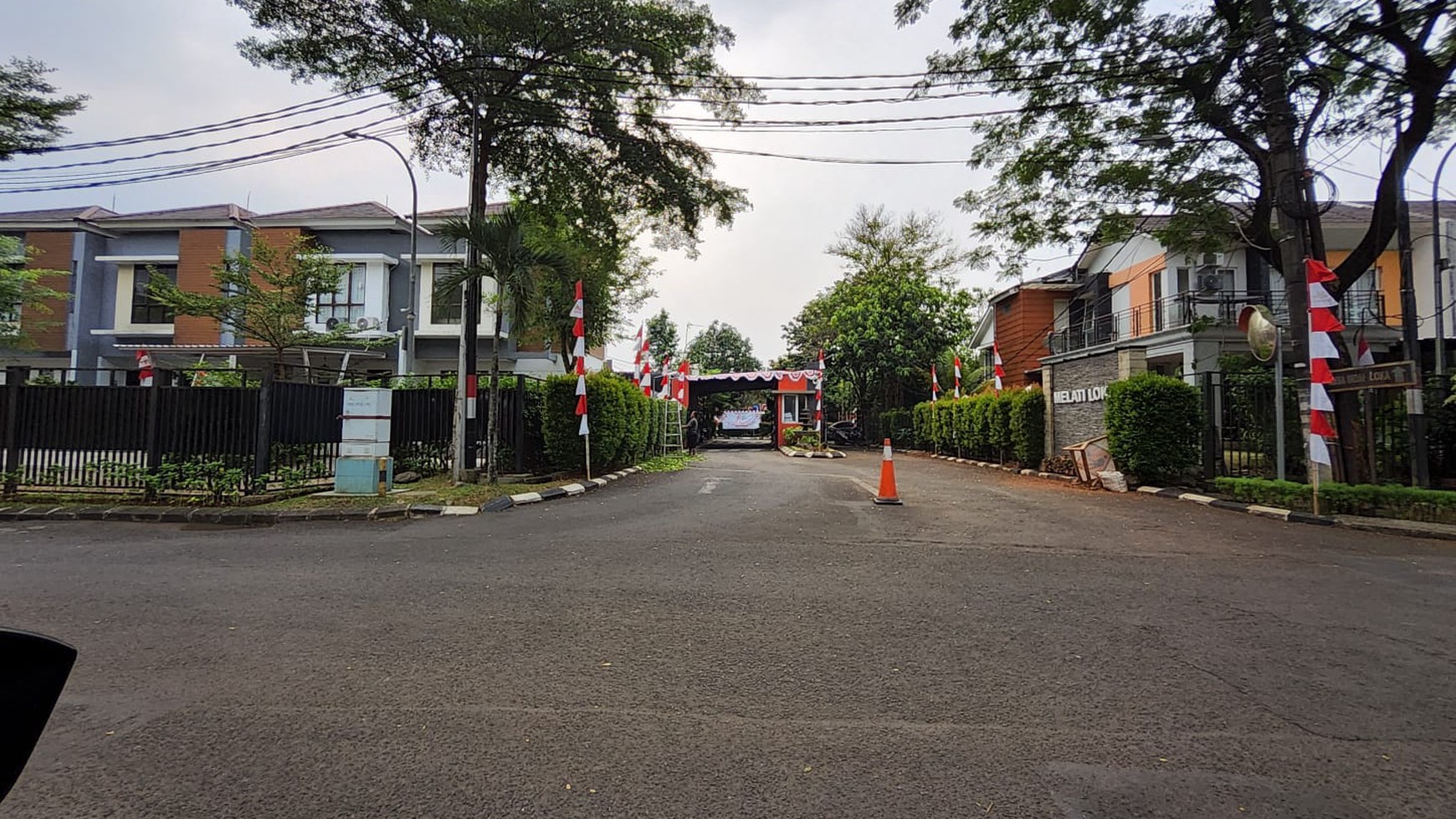 Dijual SEGERA Rumah Bagus Di Melati Loka, Graha Raya Bintaro, Tangerang Selatan 