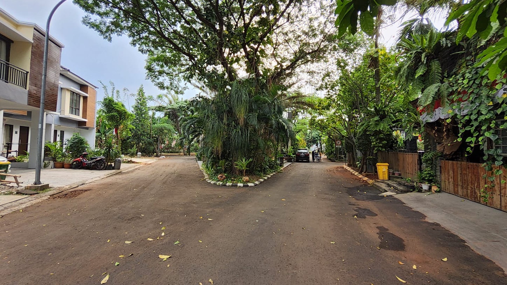 Dijual SEGERA Rumah Bagus Di Melati Loka, Graha Raya Bintaro, Tangerang Selatan 