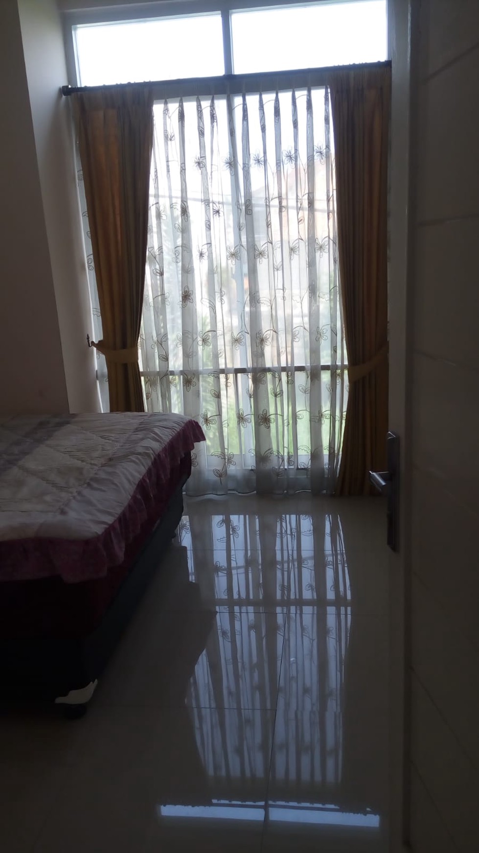 Dijual Belle Fille Town House Bintaro 