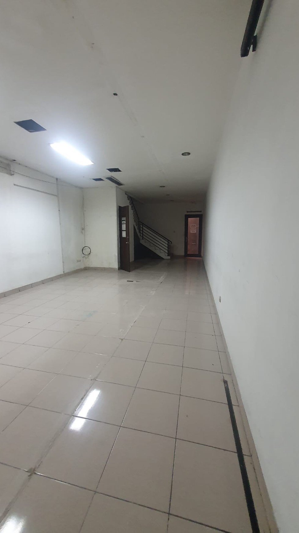 Ruko strategis, cocok untuk usaha / kantor di pusat kota bandung