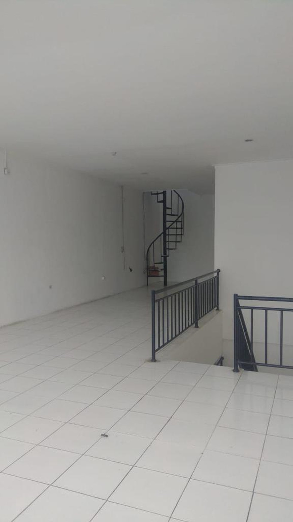 Ruko strategis di Jl. Alternatif Cibubur 