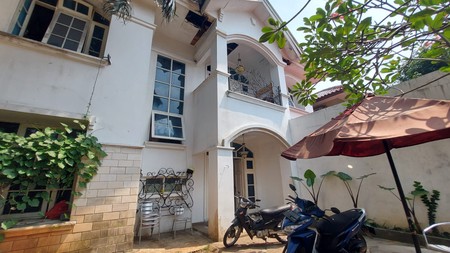 Pamulang Villa Dago Luas 375 Taman Luas