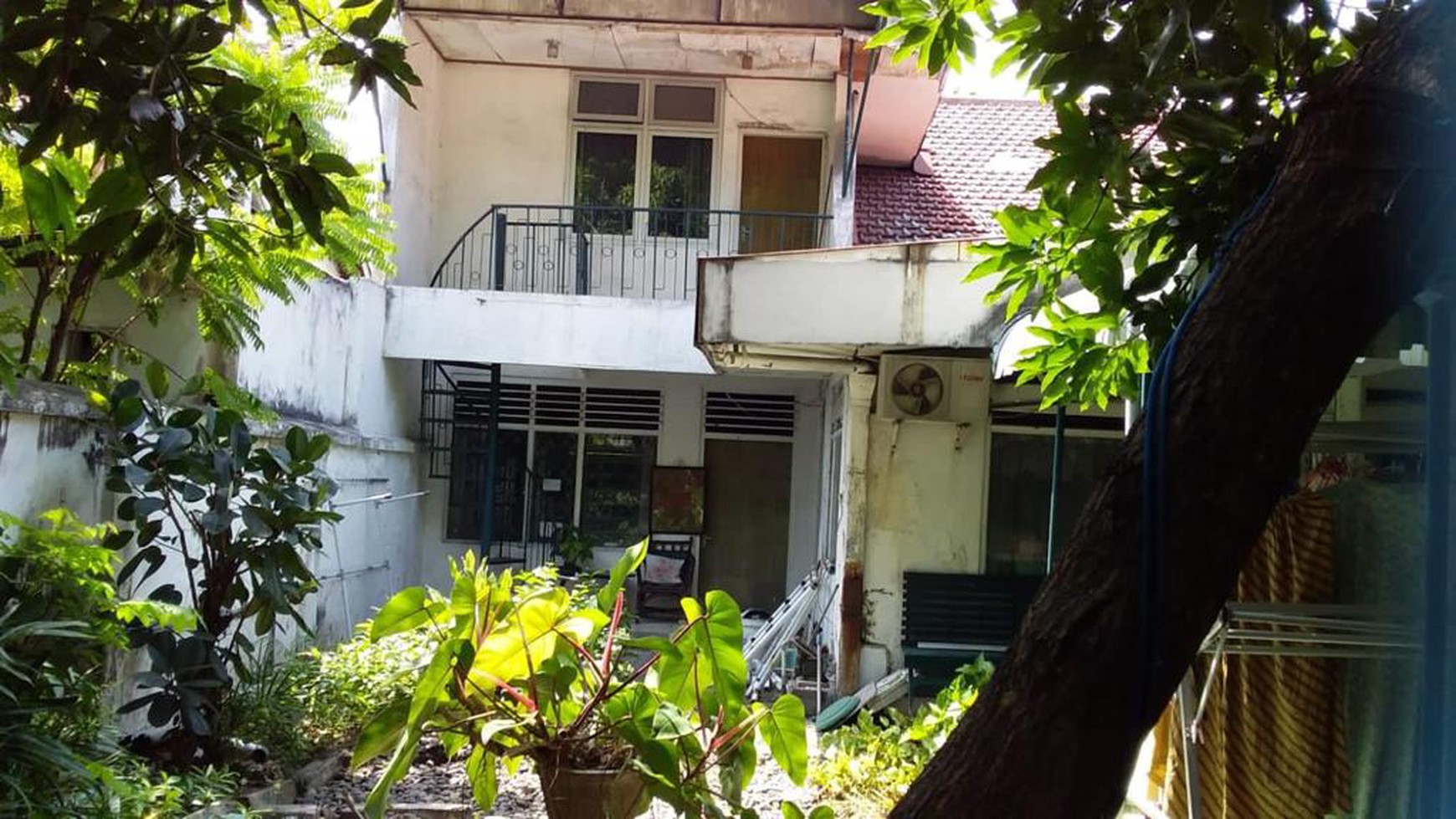 1105. Dijual Rumah Kendangsari II  Surabaya