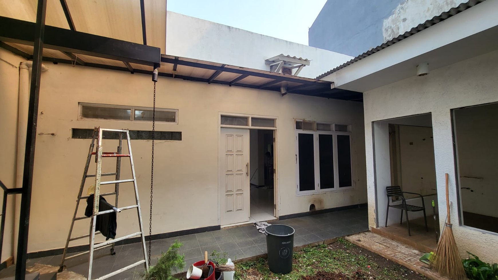 Rumah 2 lantai, di Bintaro - Jakarta Selatan