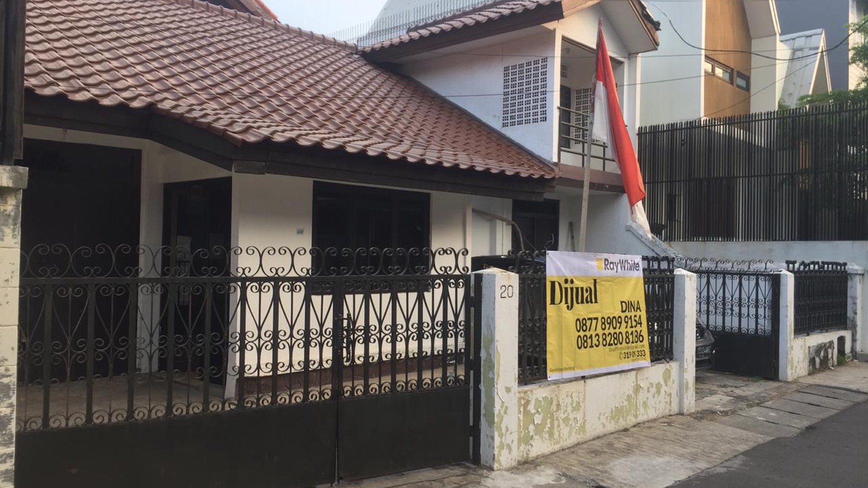 DIJUAL RUMAH LOKASI STRATEGIS DI CIAWI KEBAYORAN BARU,JAKSEL COCOK UNTUK HUNIAN MAUPUN KOS-KOS AN