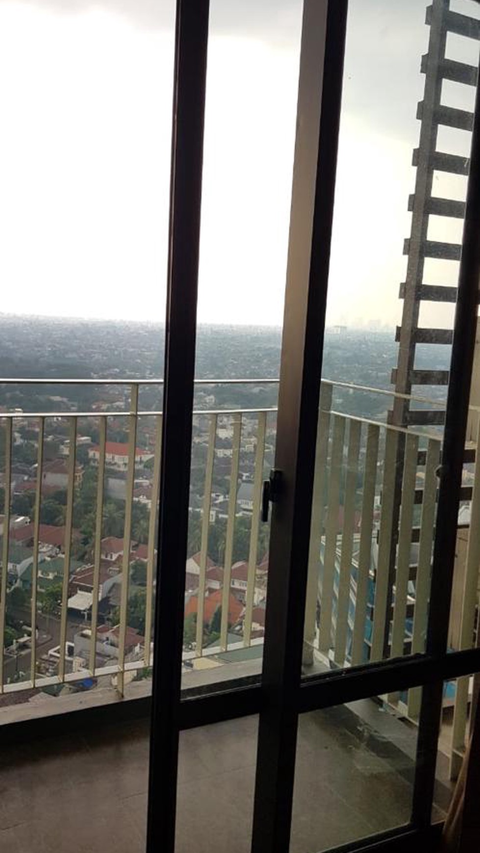 Apartemen Lux di bintaro sektor 7