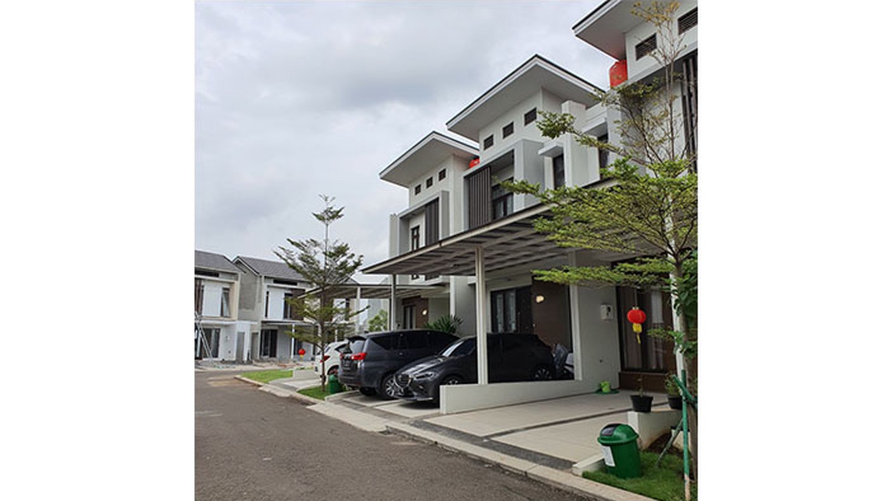 Turun harga Rumah Shinano, lingkungan tenang, cluster di JGC, jakarta timur