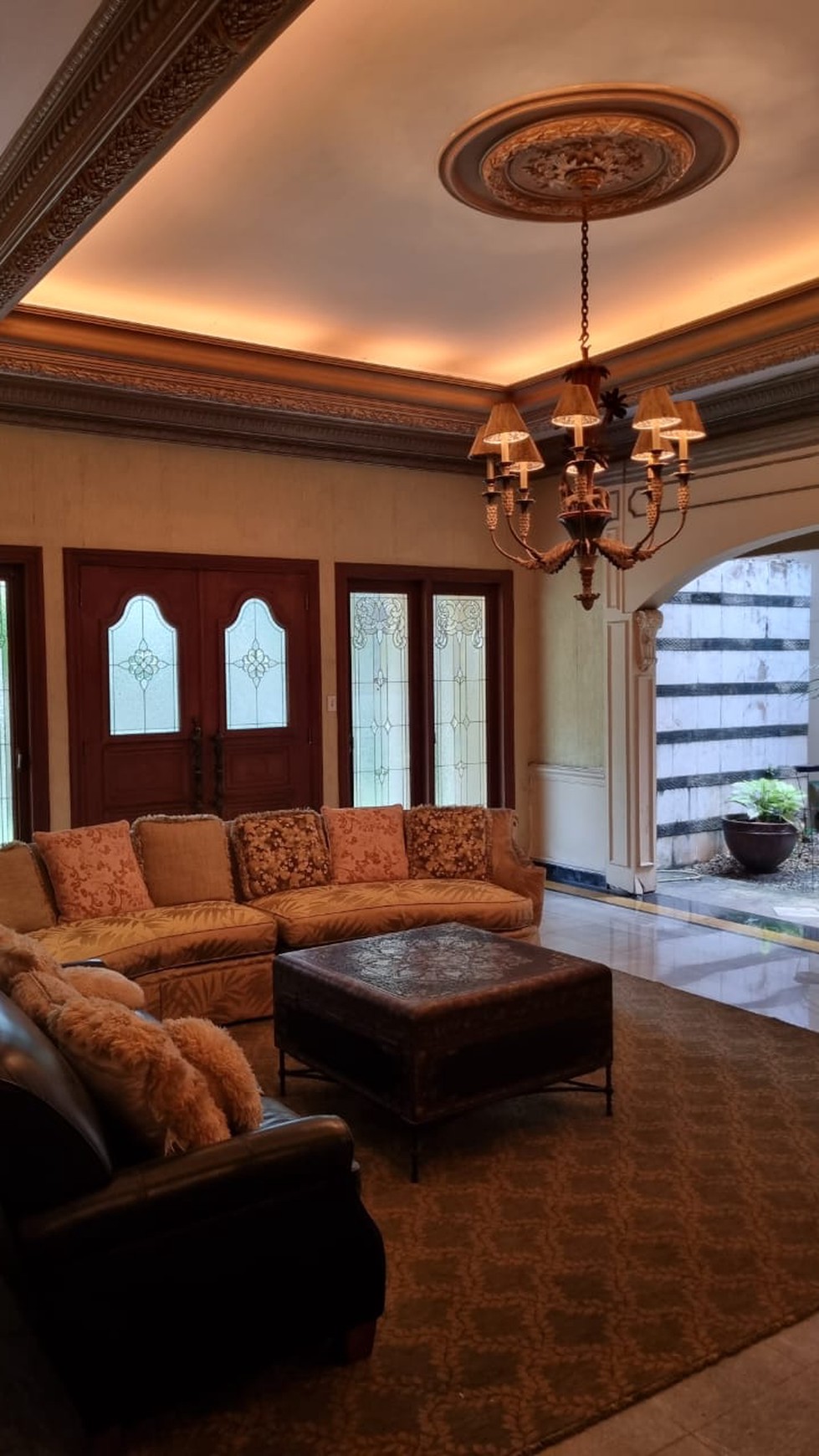 Beautiful and Luxury House in Menteng Area