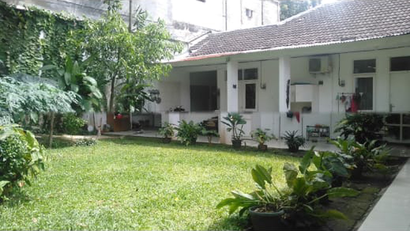 Dijual Rumah Samping Apartemen Marbella Kemang