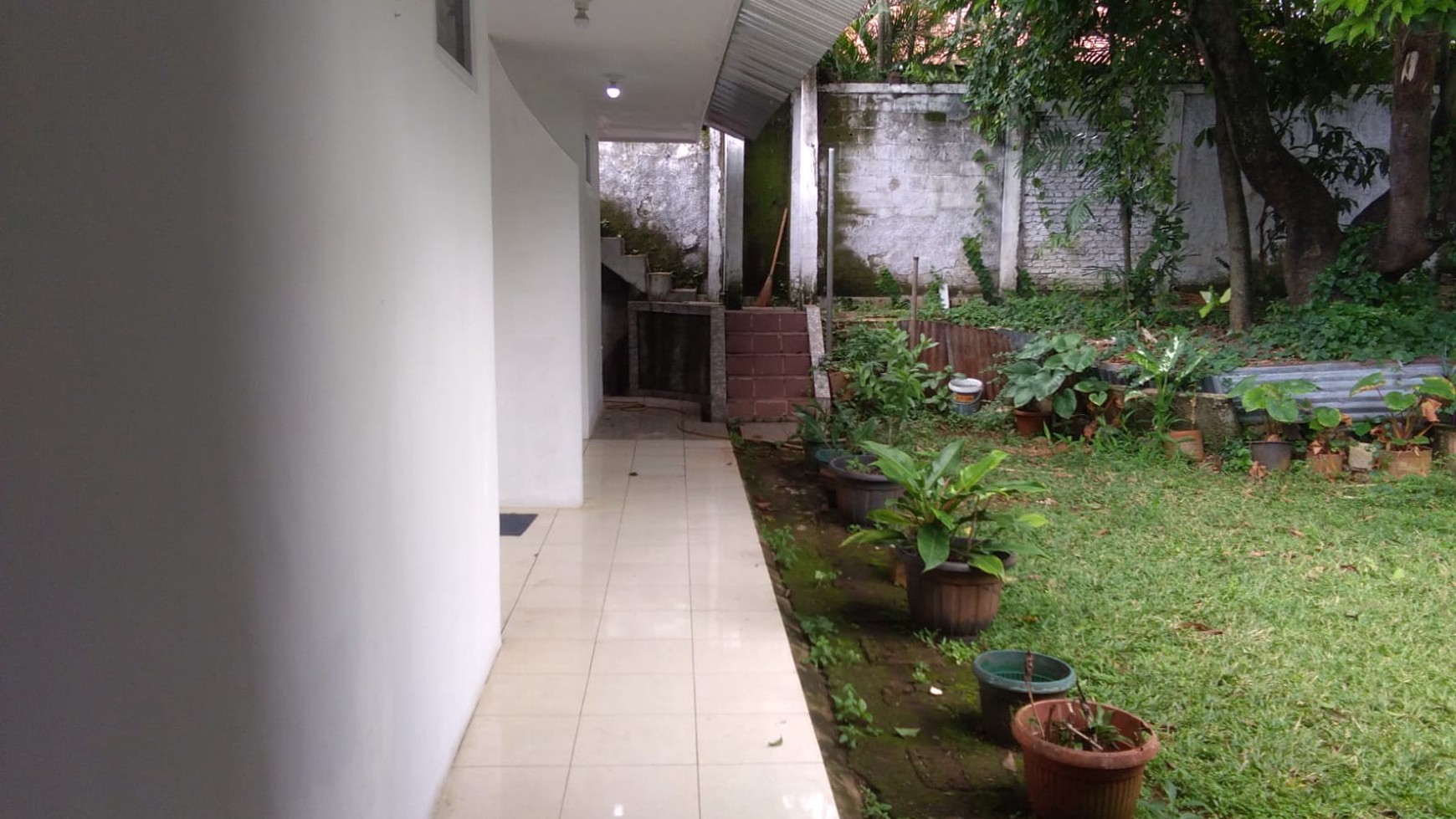 Dijual Rumah Samping Apartemen Marbella Kemang