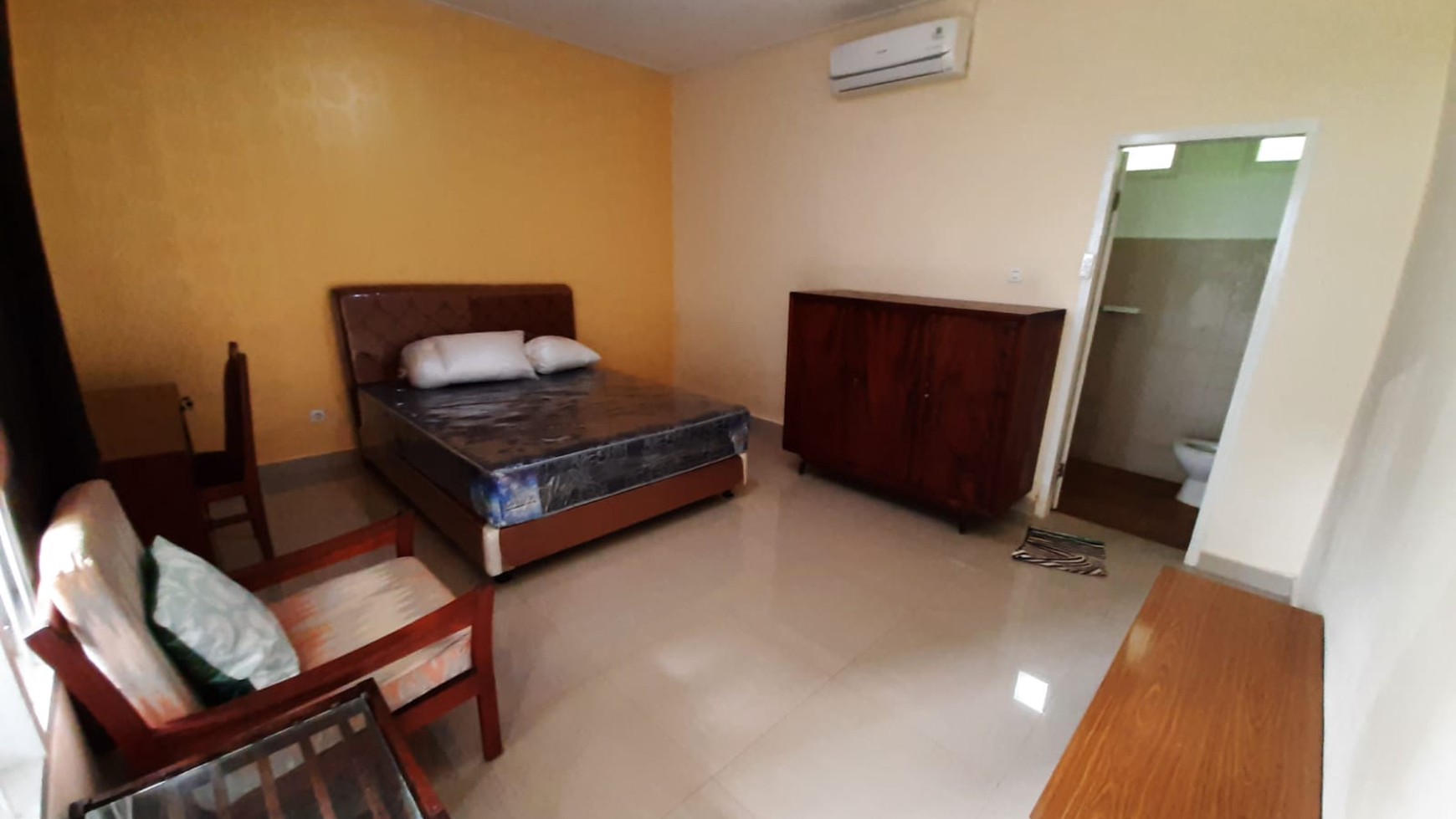 Dijual Rumah Samping Apartemen Marbella Kemang