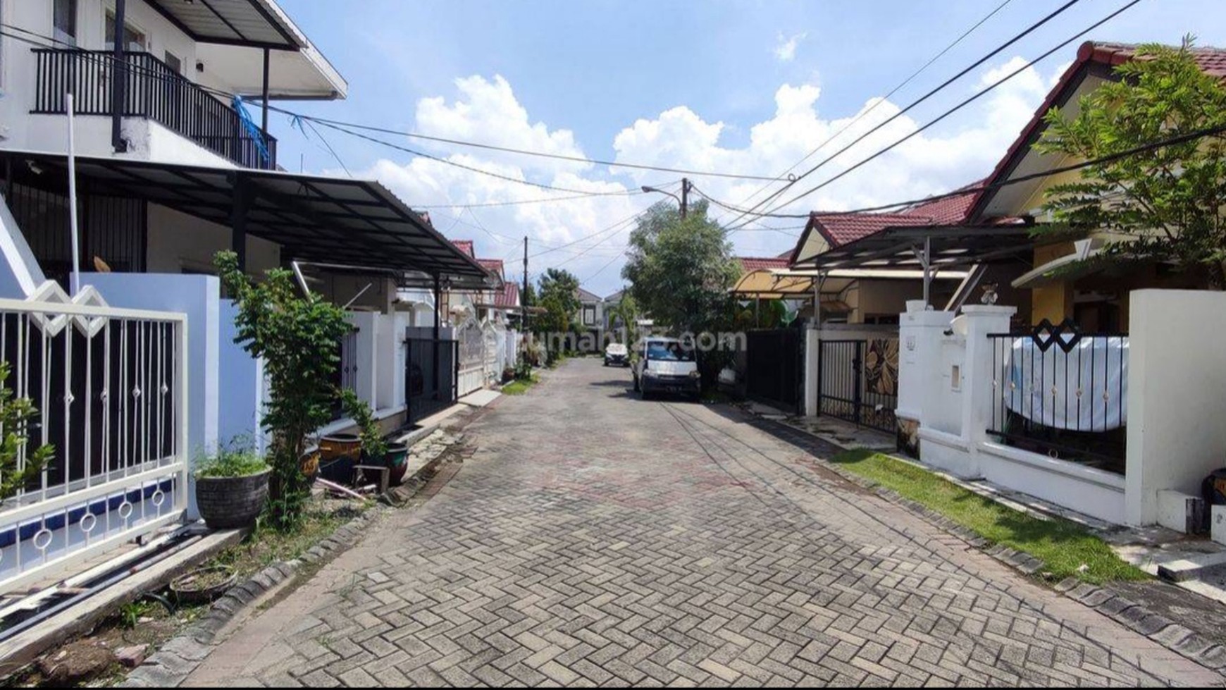 1537. Dijual Rumah Graha Sampurna, Wiyung Surabaya Barat