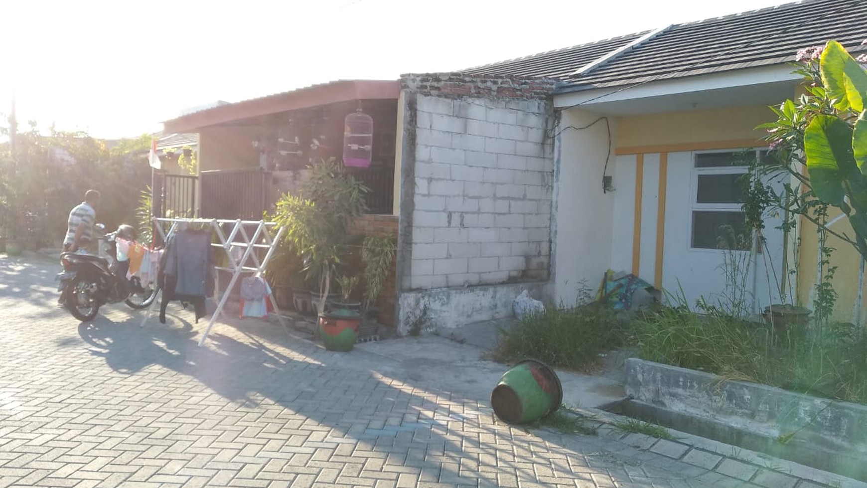 1535. Dijual Rumah Swan Menganti Park , Gresik