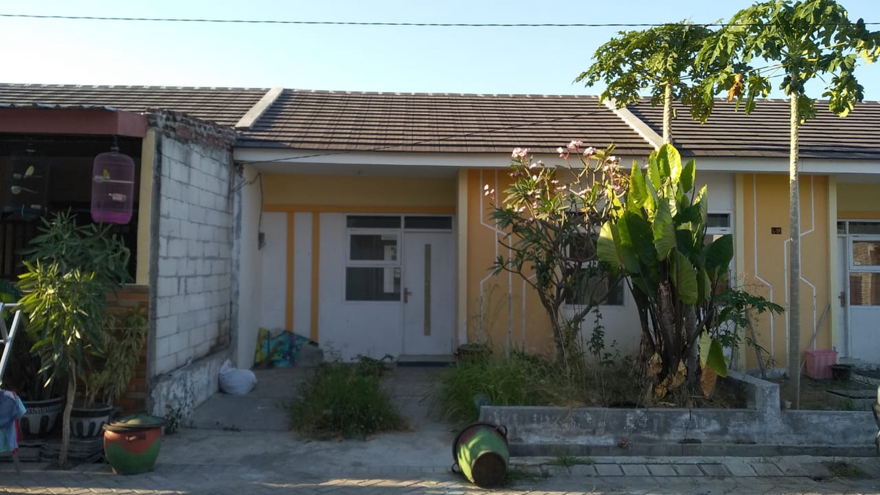 1535. Dijual Rumah Swan Menganti Park , Gresik