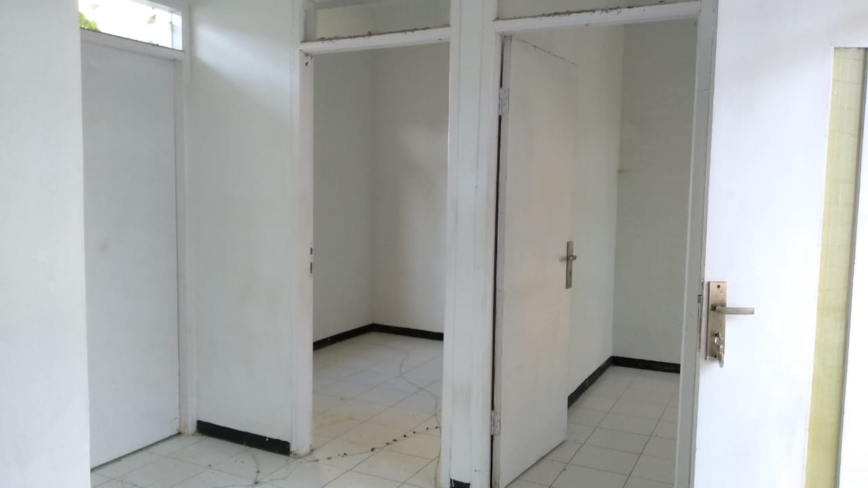 1535. Dijual Rumah Swan Menganti Park , Gresik