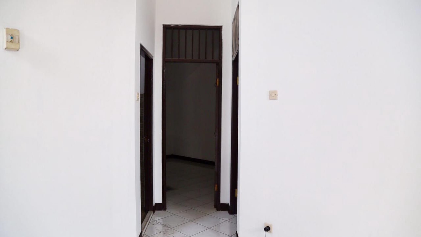 Dijual Rumah Siap Huni Posisi Hoek di Bintaro