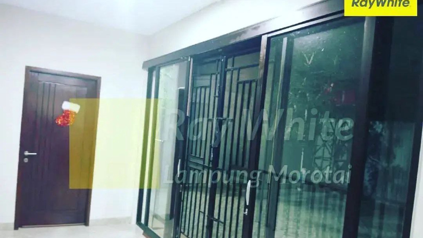 Dijual Rumah 3 Lantai di Langkapura