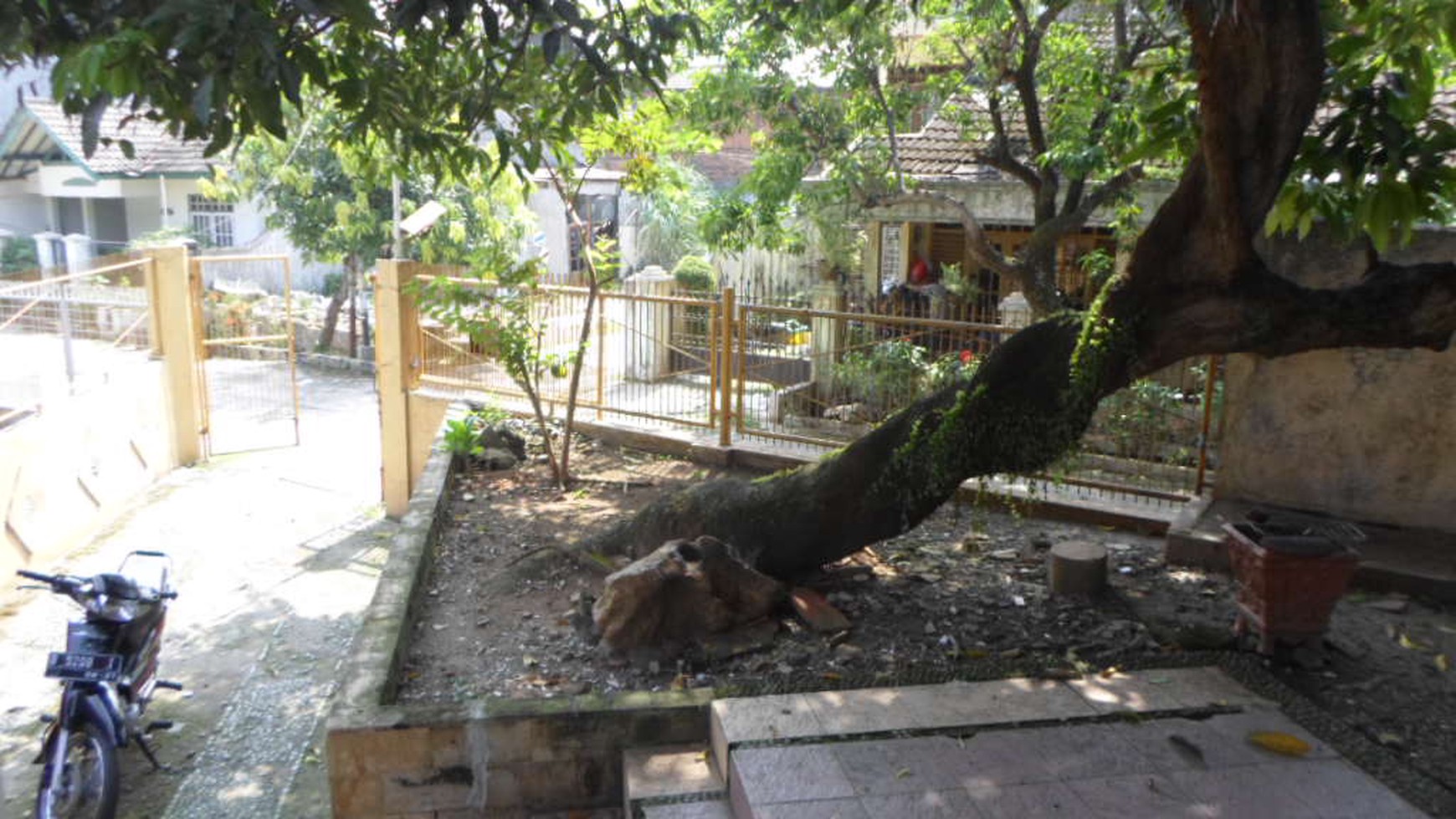 Rumah siap huni di Bukit Cengkeh1