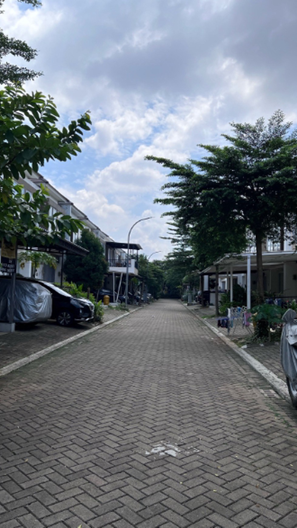 Rumah Bagus Di Fortune Terrace Graha Raya Bintaro Jaya